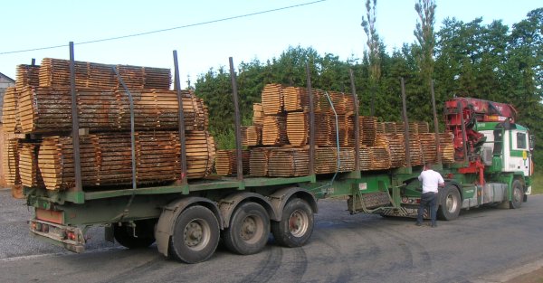 Camion charg de boules